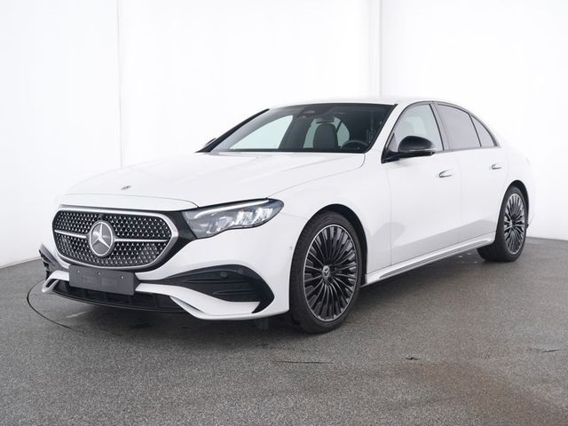 MERCEDES-BENZ E 220 d AMG+Night+Superscreen+20er+360+Standhzg